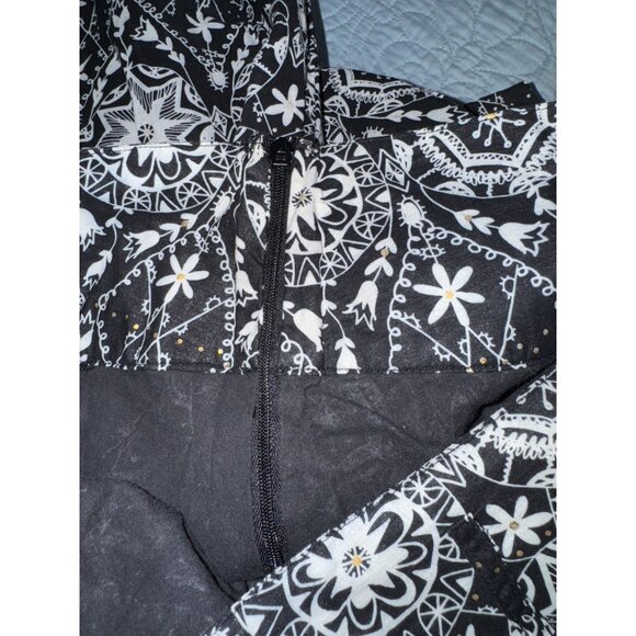 Black & White Floral Geometric Print Knee-Length Flared Skirt Apt. 9 Size 8 Cott - Picture 4 of 8